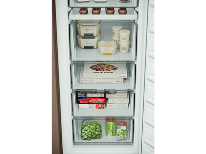 HOTPOINT 859991688550 — Congelador vertical, 177,10 cm, Blanco